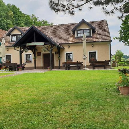 Seoski Turizam Sumak Miljana Екстериор снимка